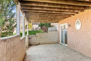 565 E Platt Ln, Mona, UT 84645 - Photo 41