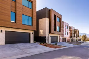 4442 S Holladay Park Ln E, Holladay, UT 84124 - Photo 1