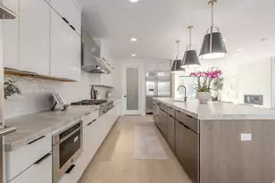 4442 S Holladay Park Ln E, Holladay, UT 84124 - Photo 11