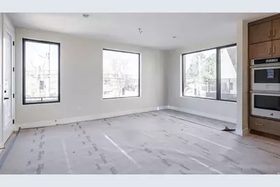 4442 S Holladay Park Ln E, Holladay, UT 84124 - Photo 7