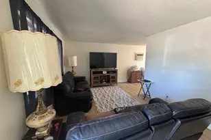 527 W Palisade Dr, Moab, UT 84532 - Photo 9