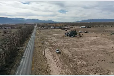 5253 N Lund Hwy #5, Cedar City, UT 84721 - Photo 3