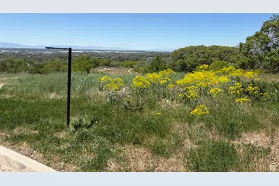 1660 Dunsinane Cir, Ogden, UT 84401 - Photo 5