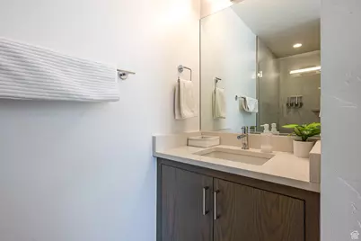 1143 S Gap Pkwy #10, Saint George, UT 84770 - Photo 9