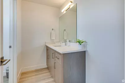 1143 S Gap Pkwy #10, Saint George, UT 84770 - Photo 11