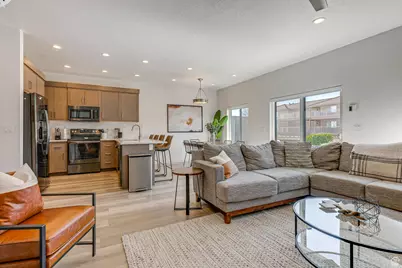 1143 S Gap Pkwy #10, Saint George, UT 84770 - Photo 5