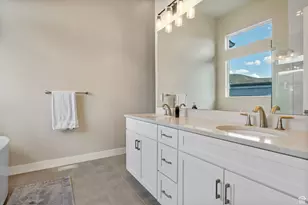 1749 W Oakridge Circle, Lehi, UT 84043 - Photo 23