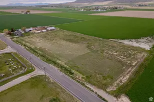 10645 N 10800 W, Tremonton, UT 84337 - Photo 1