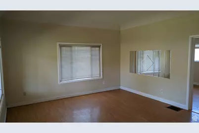 1341 E Creek Rd, Cottonwood Heights, UT 84093 - Photo 15