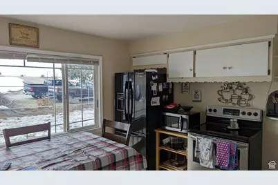 1341 E Creek Rd, Cottonwood Heights, UT 84093 - Photo 23