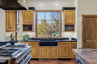 3770 Sugar Leo Rd, Bloomington, UT 84790 - Photo 7