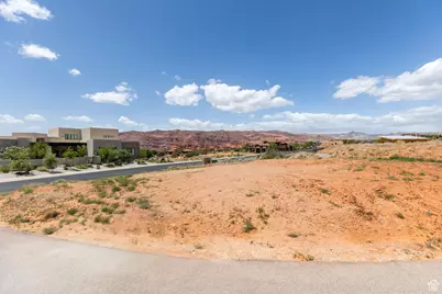 4587 N Iron Dr, Saint George, UT 84770 - Photo 13