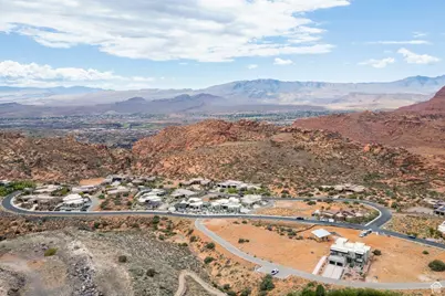 4587 N Iron Dr, Saint George, UT 84770 - Photo 15