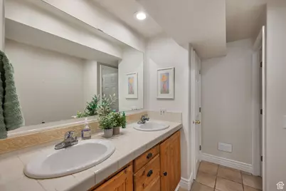 6721 S Costa Cv E, Cottonwood Heights, UT 84121 - Photo 31