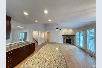 6721 S Costa Cv E, Cottonwood Heights, UT 84121 - Photo 25