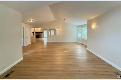 6721 S Costa Cv E, Cottonwood Heights, UT 84121 - Photo 11