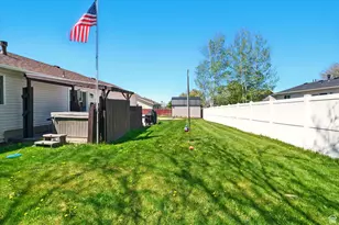 579 E 260 S, Smithfield, UT 84335 - Photo 3