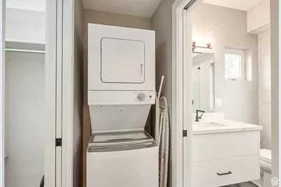 1978 S Windsor St E, Salt Lake City, UT 84105 - Photo 49