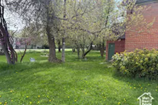 80 E Center St St, Kaysville, UT 84037 - Photo 3