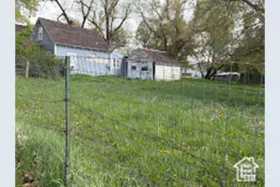 80 E Center St St, Kaysville, UT 84037 - Photo 5