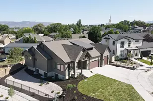 9847 S Castello Ct, South Jordan, UT 84095 - Photo 23