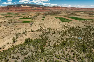 897 E Cocks Comb Dr, Teasdale, UT 84773 - Photo 53