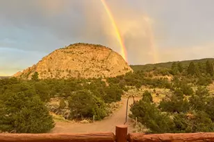 897 E Cocks Comb Dr, Teasdale, UT 84773 - Photo 43