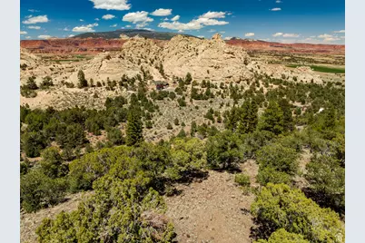 897 E Cocks Comb Dr, Teasdale, UT 84773 - Photo 67