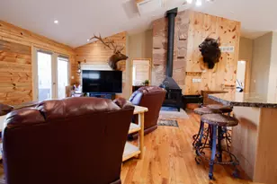 897 E Cocks Comb Dr, Teasdale, UT 84773 - Photo 17