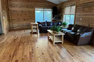 897 E Cocks Comb Dr, Teasdale, UT 84773 - Photo 27