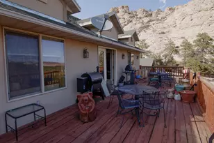 897 E Cocks Comb Dr, Teasdale, UT 84773 - Photo 5