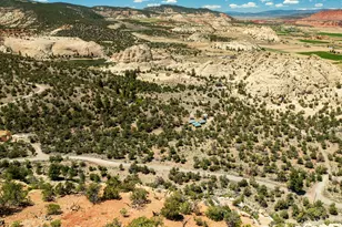 897 E Cocks Comb Dr, Teasdale, UT 84773 - Photo 51