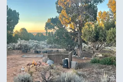 123 E Hickman Flats Rd, Monticello, UT 84535 - Photo 11