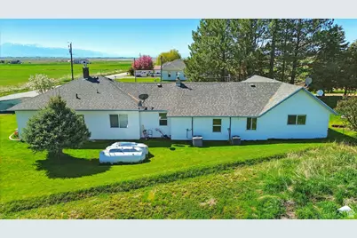 1317 S 400 E, Trenton, UT 84338 - Photo 39