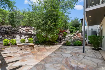 81 E Lone Hollow Dr S, Sandy, UT 84092 - Photo 67