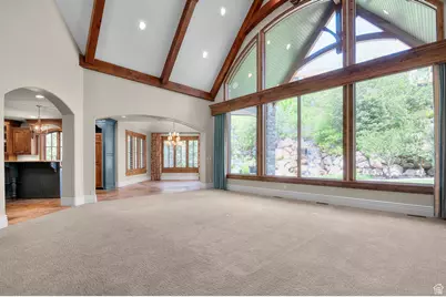 81 E Lone Hollow Dr S, Sandy, UT 84092 - Photo 21