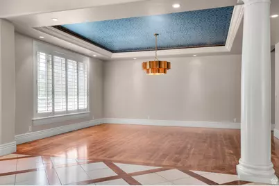 81 E Lone Hollow Dr S, Sandy, UT 84092 - Photo 5