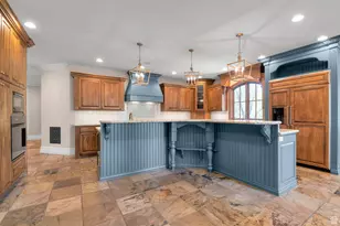 81 E Lone Hollow Dr S, Sandy, UT 84092 - Photo 9