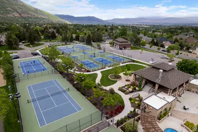 81 E Lone Hollow Dr S, Sandy, UT 84092 - Photo 99