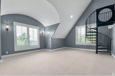 81 E Lone Hollow Dr S, Sandy, UT 84092 - Photo 41