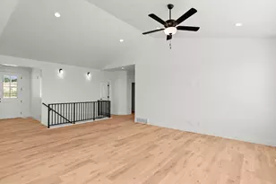 1427 N 290 E, Salem, UT 84653 - Photo 5