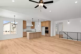 1427 N 290 E, Salem, UT 84653 - Photo 3