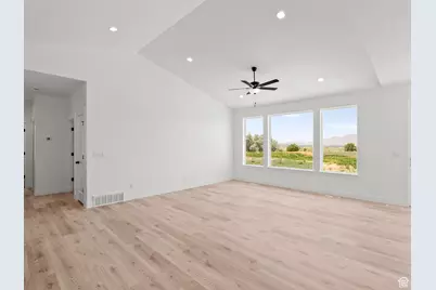 1427 N 290 E #02, Salem, UT 84653 - Photo 13