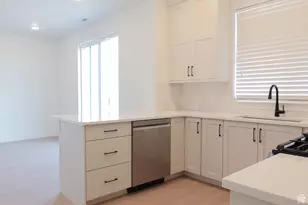 223 W 730 N, Smithfield, UT 84335 - Photo 5