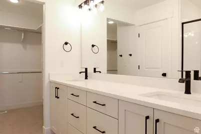 223 W 730 N, Smithfield, UT 84335 - Photo 17