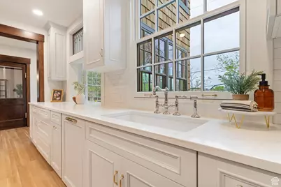 35 S Haxton Pl, Salt Lake City, UT 84102 - Photo 21