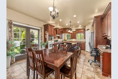 2774 N 370 E, Provo, UT 84604 - Photo 17