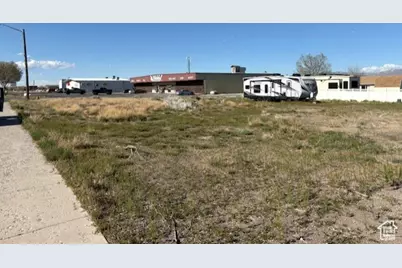 480 N Main Street St #7+8, Milford, UT 84751 - Photo 1