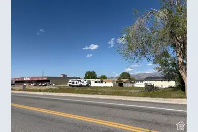 480 N Main Street St #7+8, Milford, UT 84751 - Photo 11