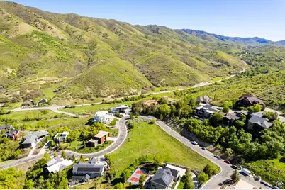 326 S Maryfield Dr #404, Salt Lake City, UT 84108 - Photo 15